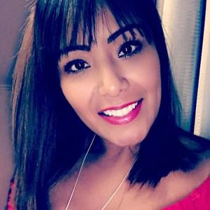 Meet your Posher, Emelia